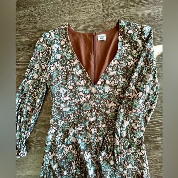 EUC Aritzia Sunday Best Grayson Floral Print Long Sleeve Mini Dress 8 Mocha Teal - Picture 7 of 16